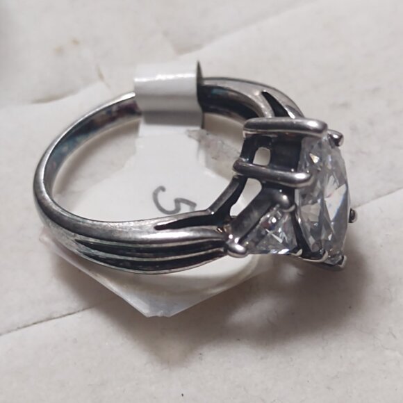 Women's Size 5 3/4 Sterling Silver Ring with Cubic Zirconia Engagement Cut - Picture 6 of 7